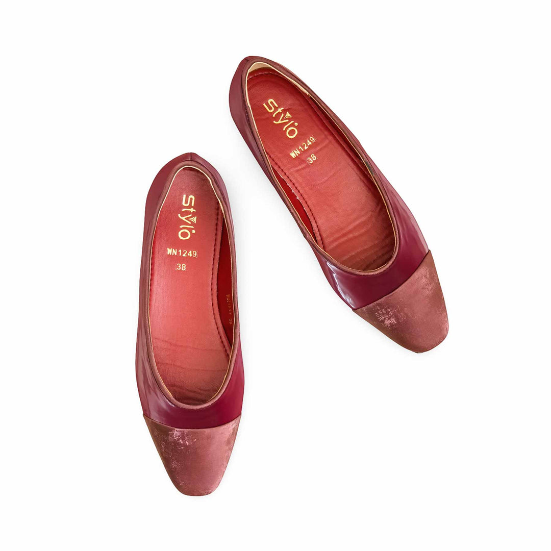 Maroon Women Pumps WN1249