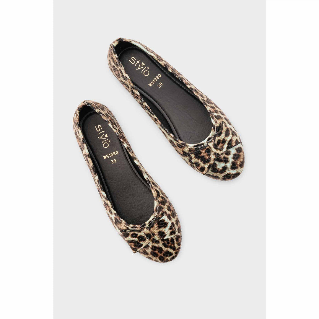 Women Formal Pumps - WN138011
