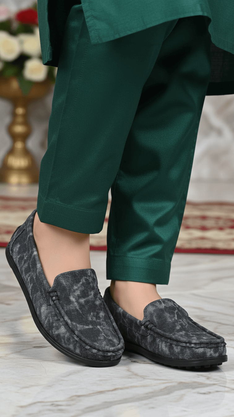 Black Moccasin For Ladies WN4549