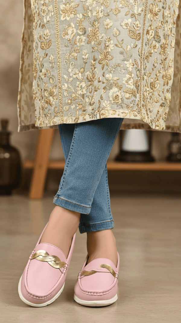 Pink Women Moccasin WN4555