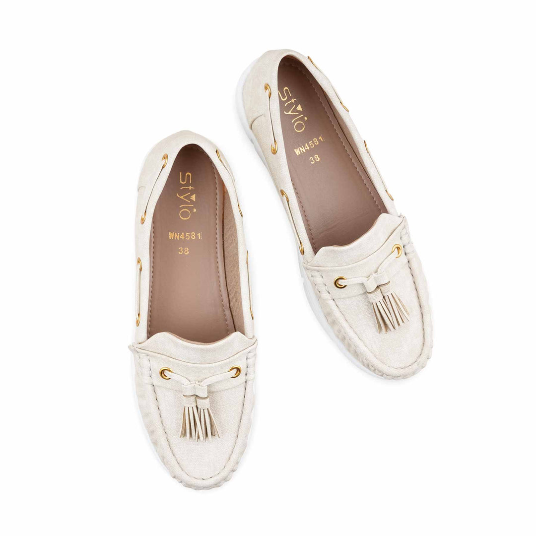 Cream Moccasin For Ladies WN4581