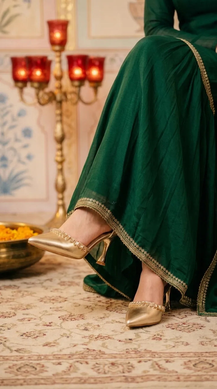 Golden Court Shoes For Women WN5728