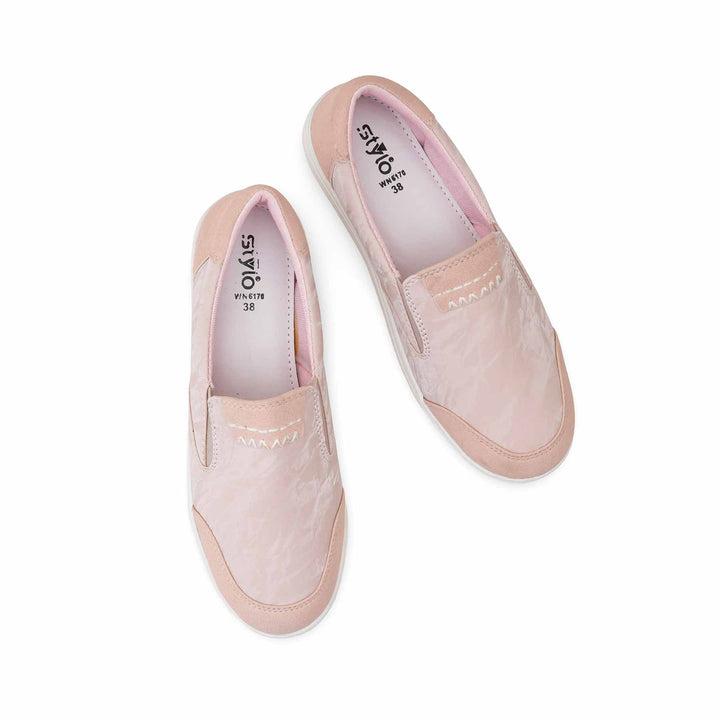 Pink Sneaker For Women WN6170