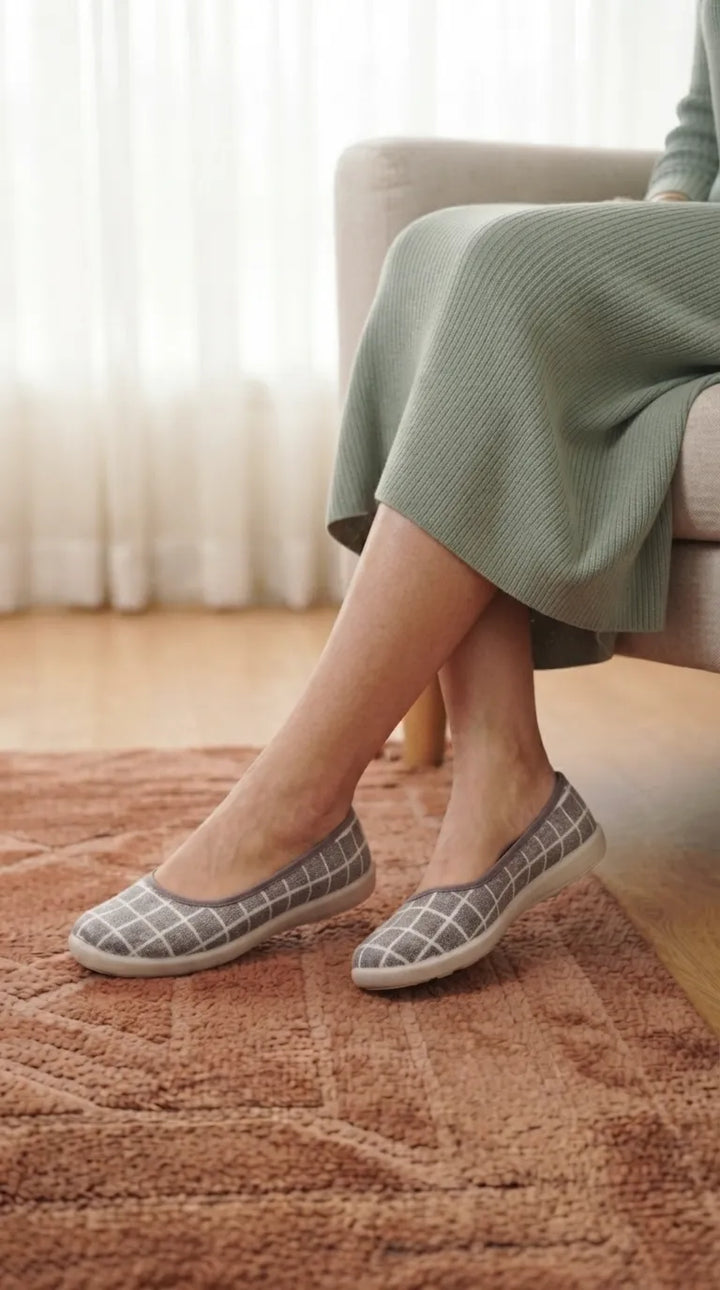 Grey Sneaker For Ladies WN6213