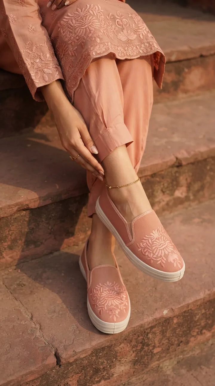 Peach Sneaker For Women WN6241