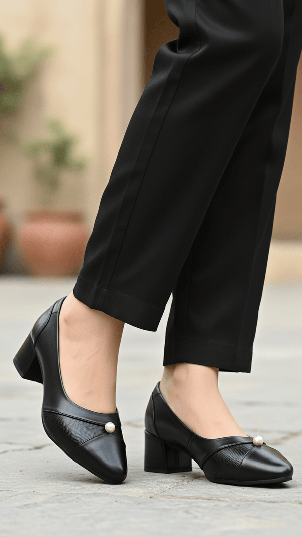 Black Court Shoes For Ladies WN7500