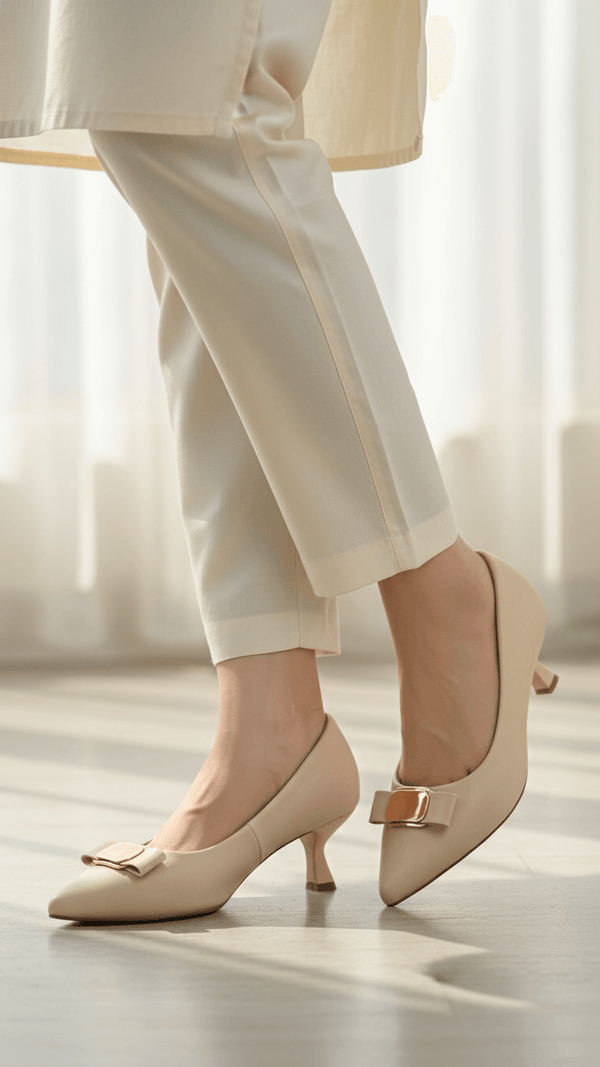 Beige Court Shoes For Ladies WN7514