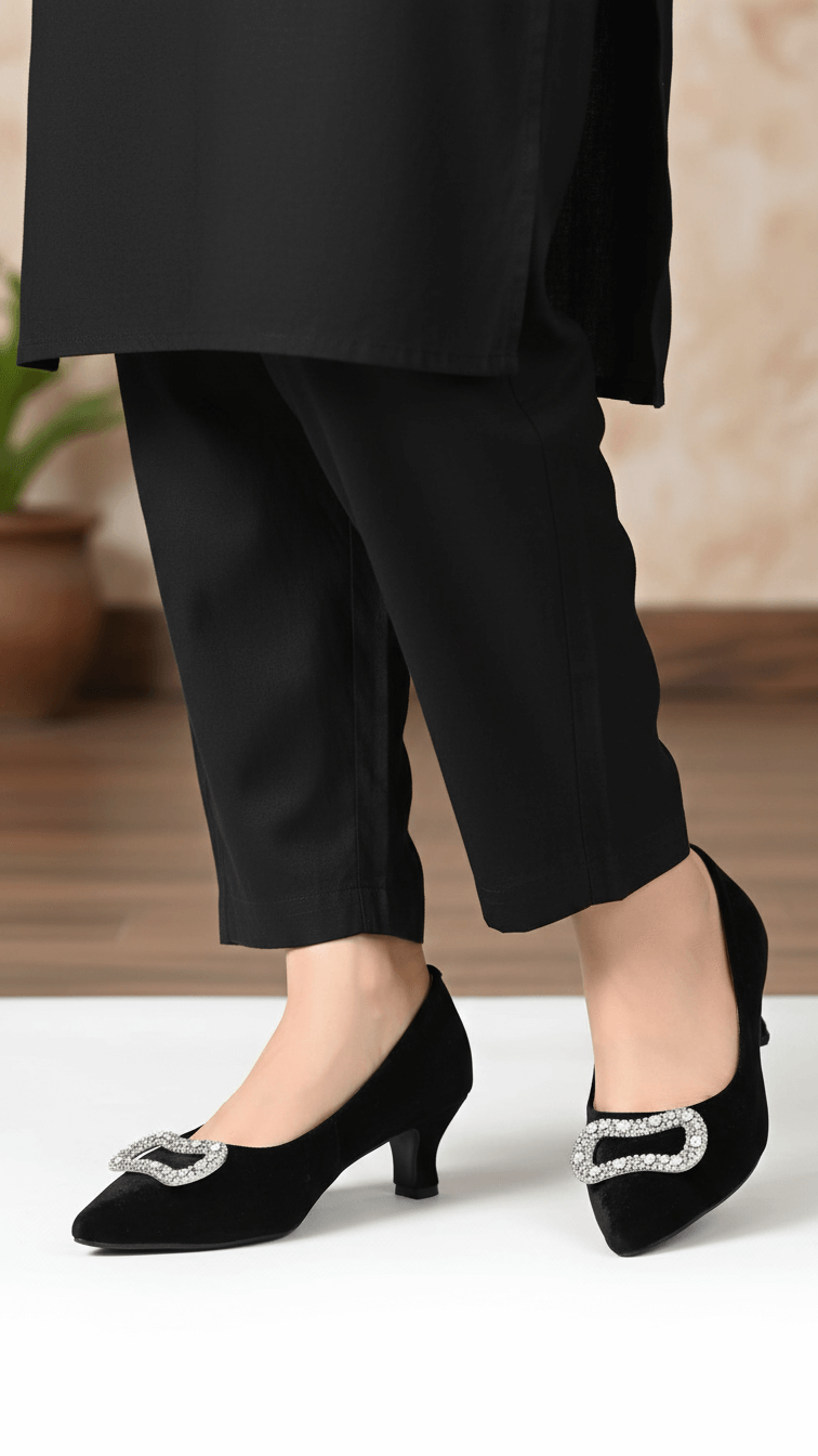 Black Court Shoes For Ladies WN7540