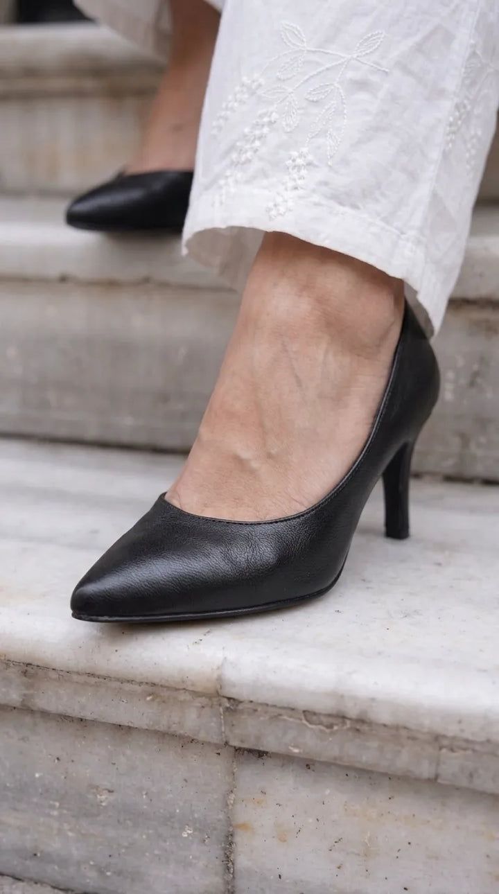 Black Court Shoes For Ladies WN7595
