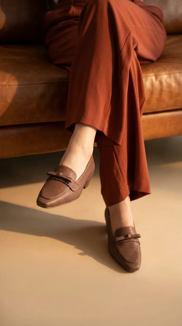 Brown Court Shoes For Ladies WN7610