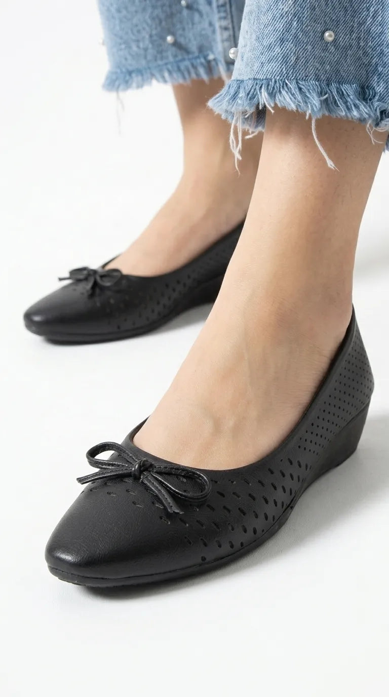 Black Court Shoes For Ladies WN7619