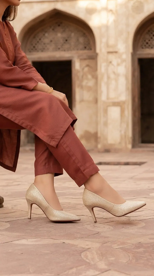 Golden Court Shoes For Ladies WN7663