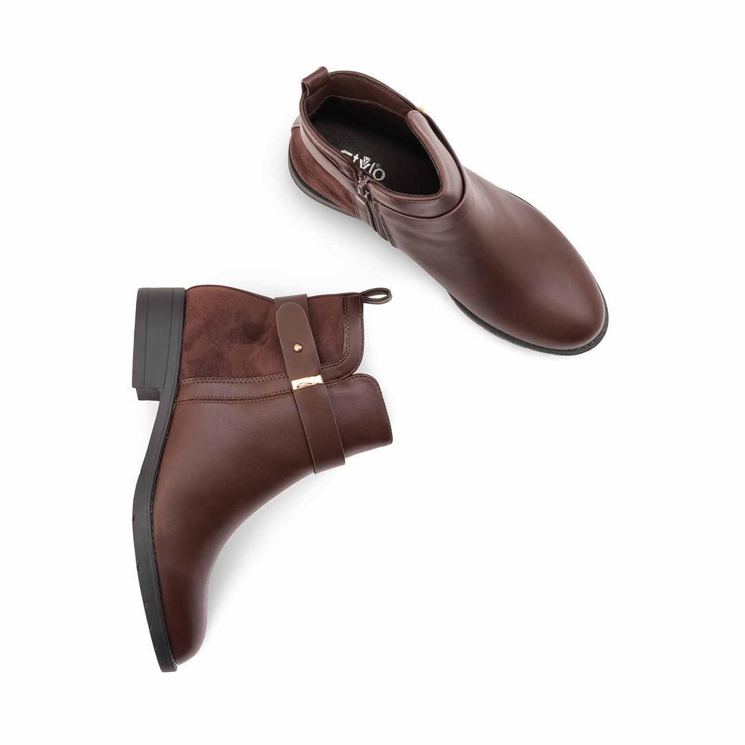 Brown Long Shoes For Ladies WN9025