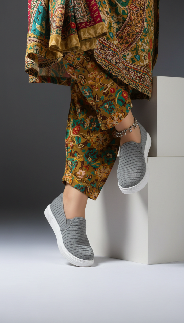 Grey Casual Sneaker WN6204