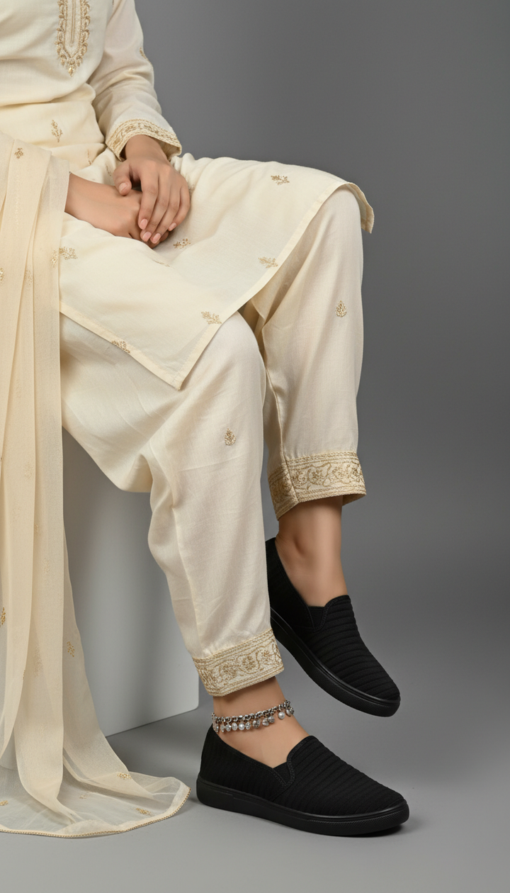 Black Casual Sneaker WN6204