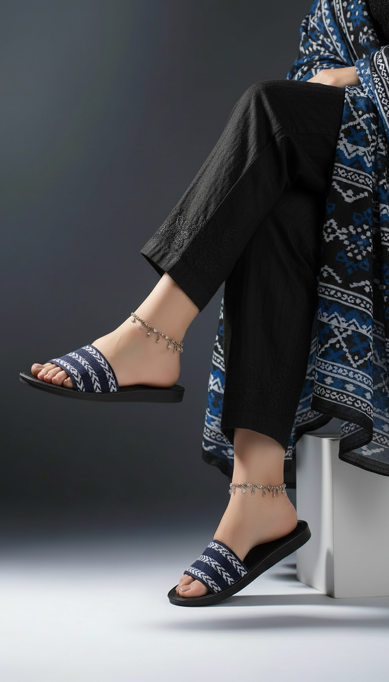 Women Casual Slipper - CL563312