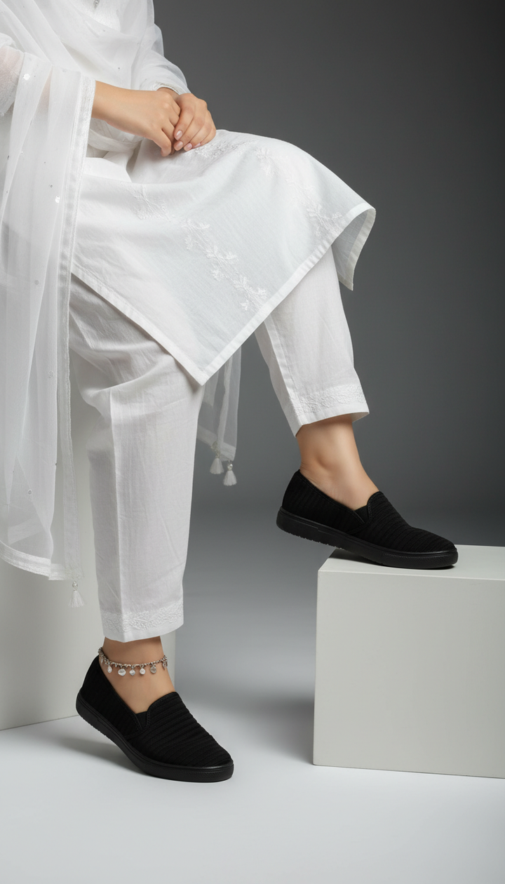 Black Casual Sneaker WN6204