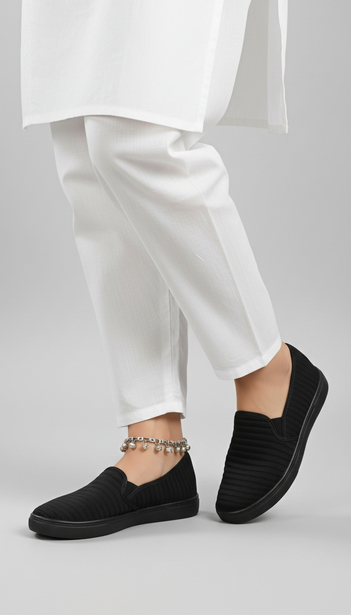 Black Casual Sneaker WN6204