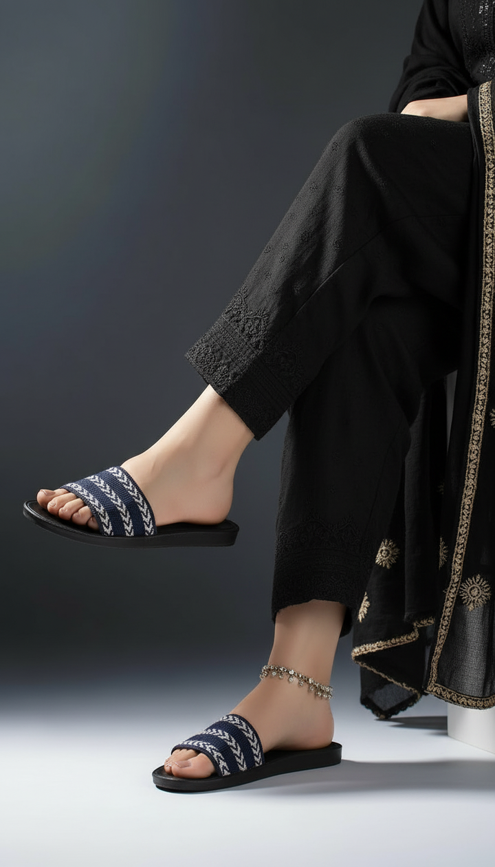 Women Casual Slipper - CL563312