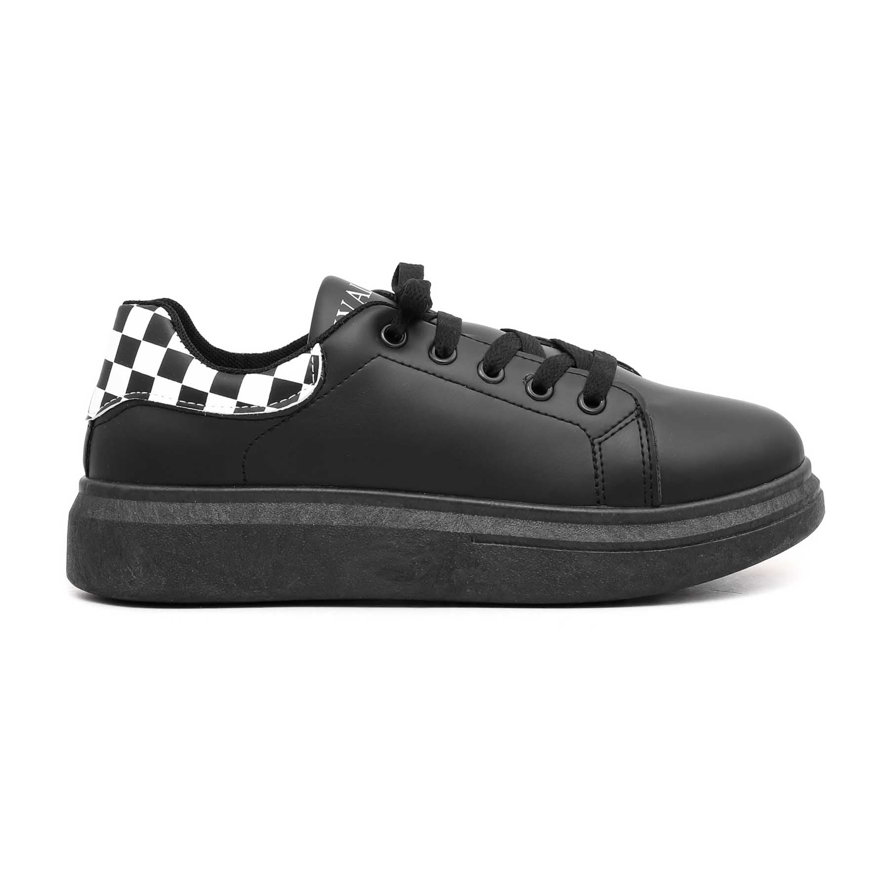 Black Casual Sneaker AT7292