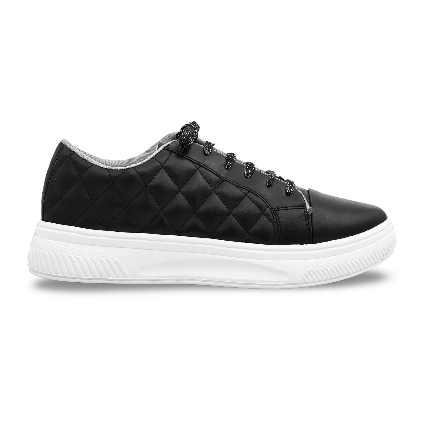 Black Casual Sneaker AT7304