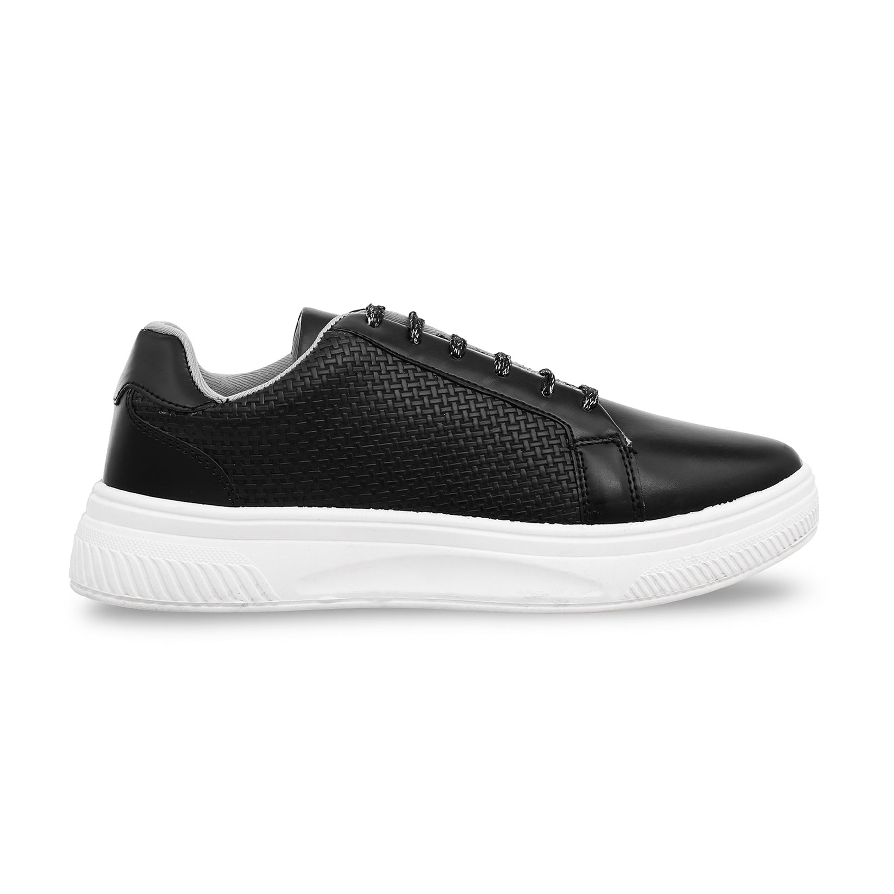 Black Casual Sneaker AT7307