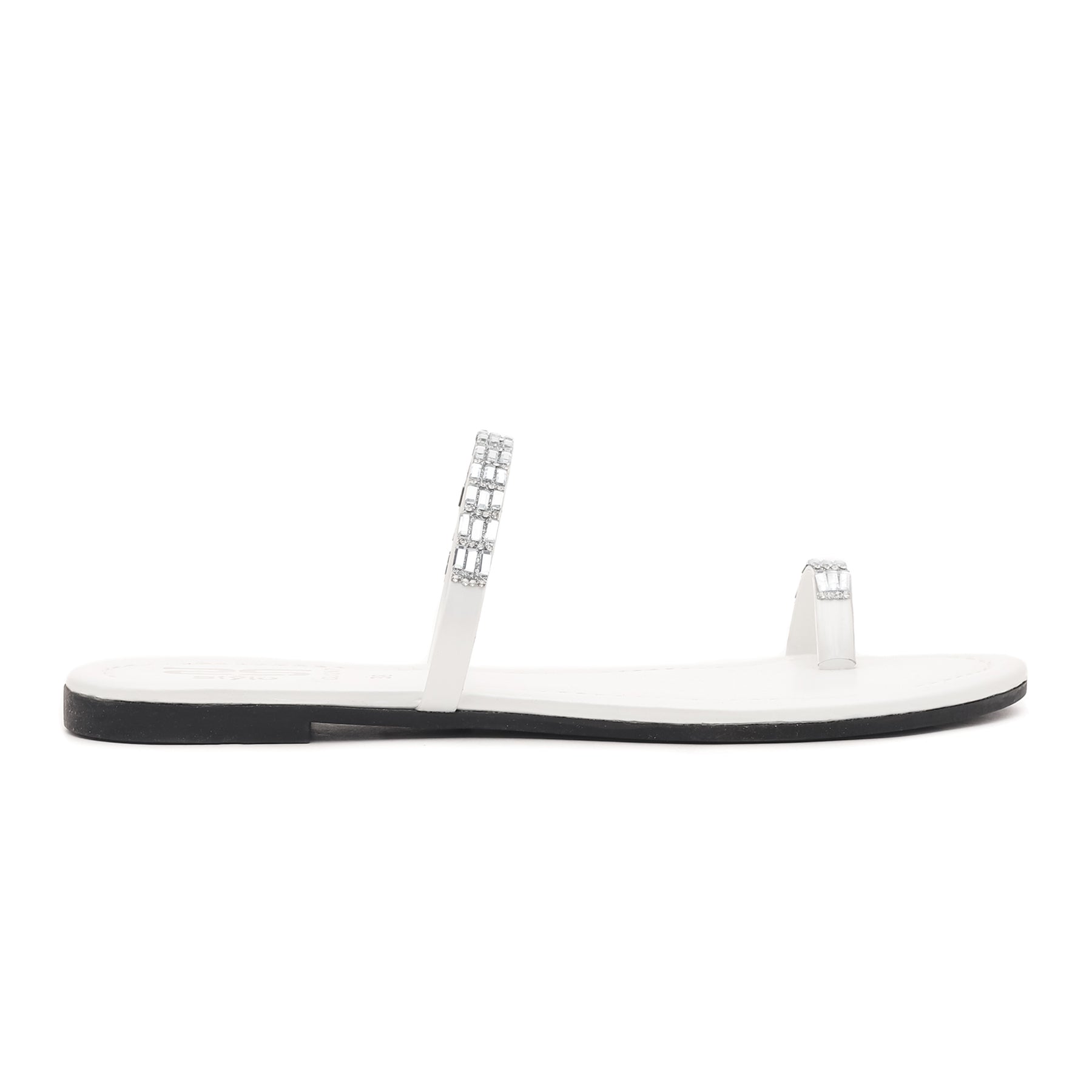 White Casual Chappal CL1267