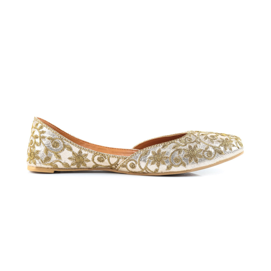 Golden Color Ethnic Khusa EC7396