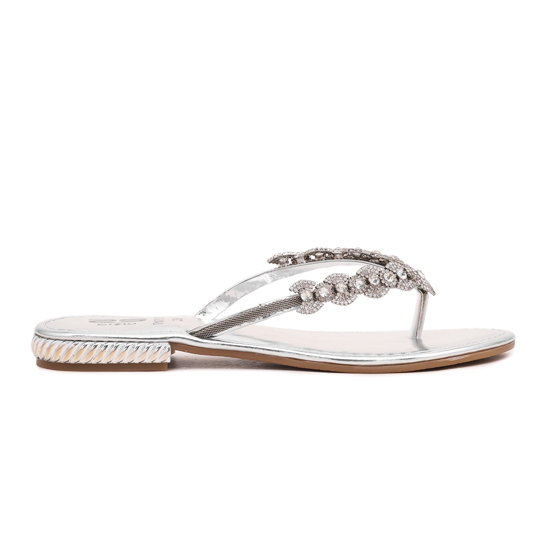 Silver Fancy Chappal FN0627 | Stylo