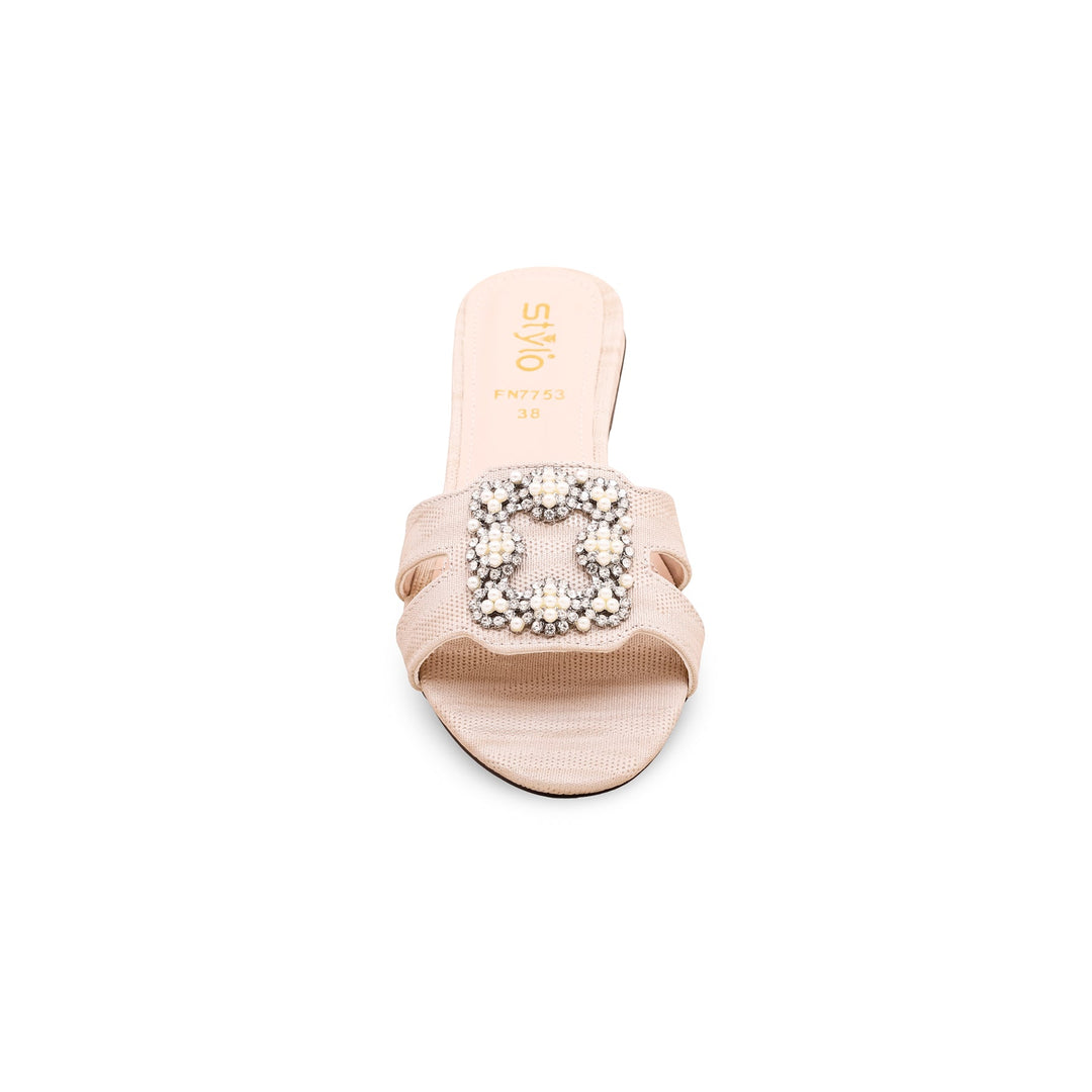 Golden Fancy Slipper FN7753