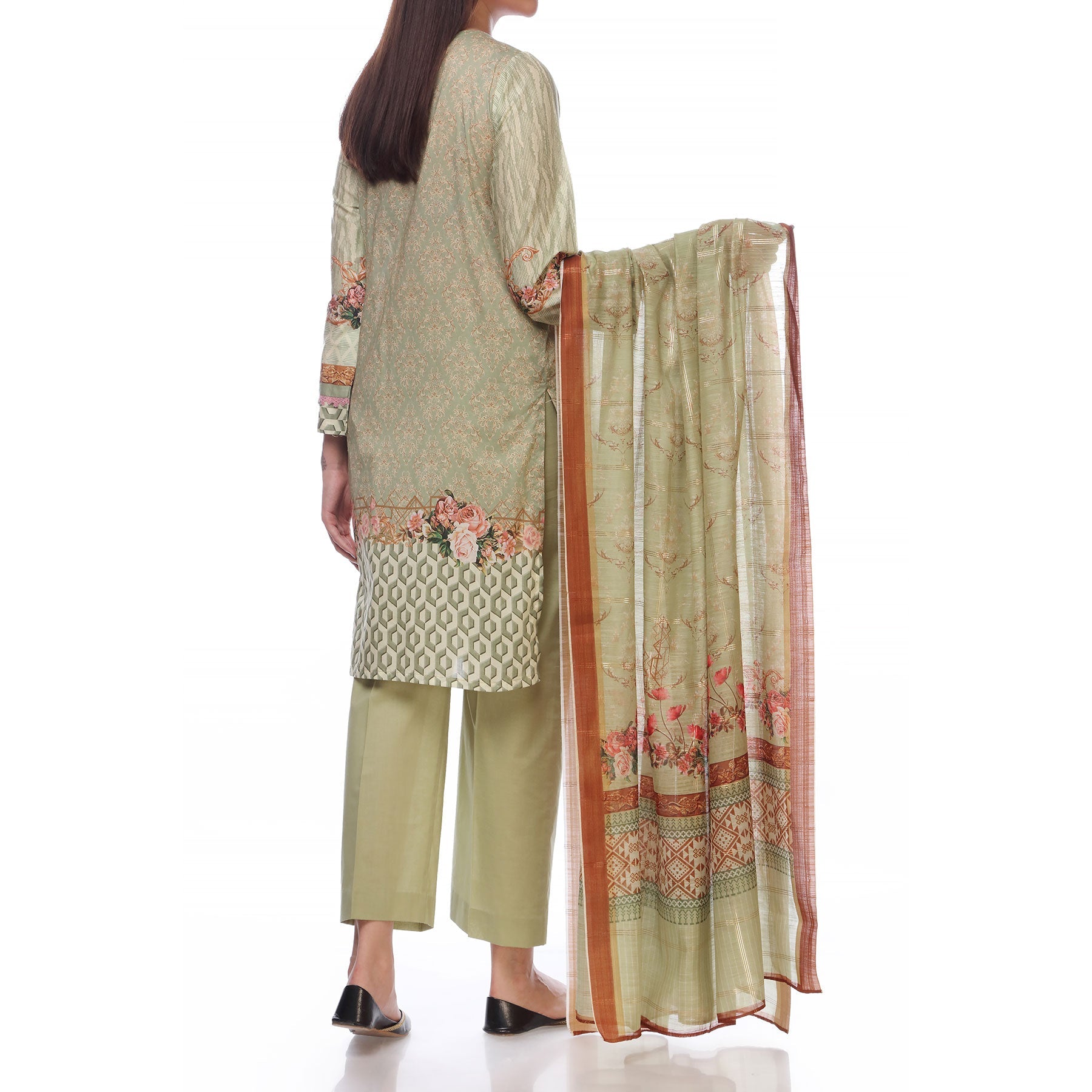 Digital Printed Lawn Shirt With Embroiderd Neck Line
Digtal Printed Tila Border Dupatta
Plain Dyed Cambric Trousers