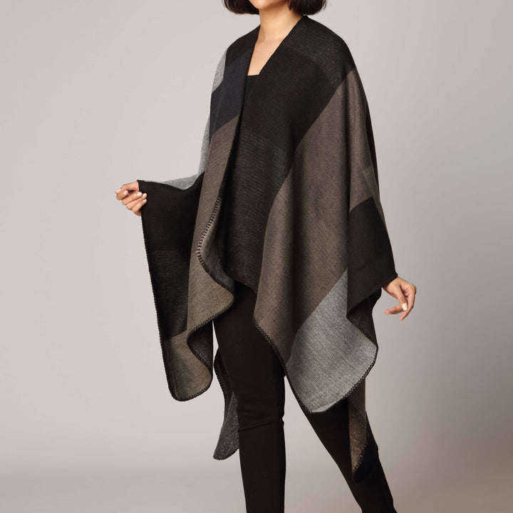 Black Cape Shawl PW2815