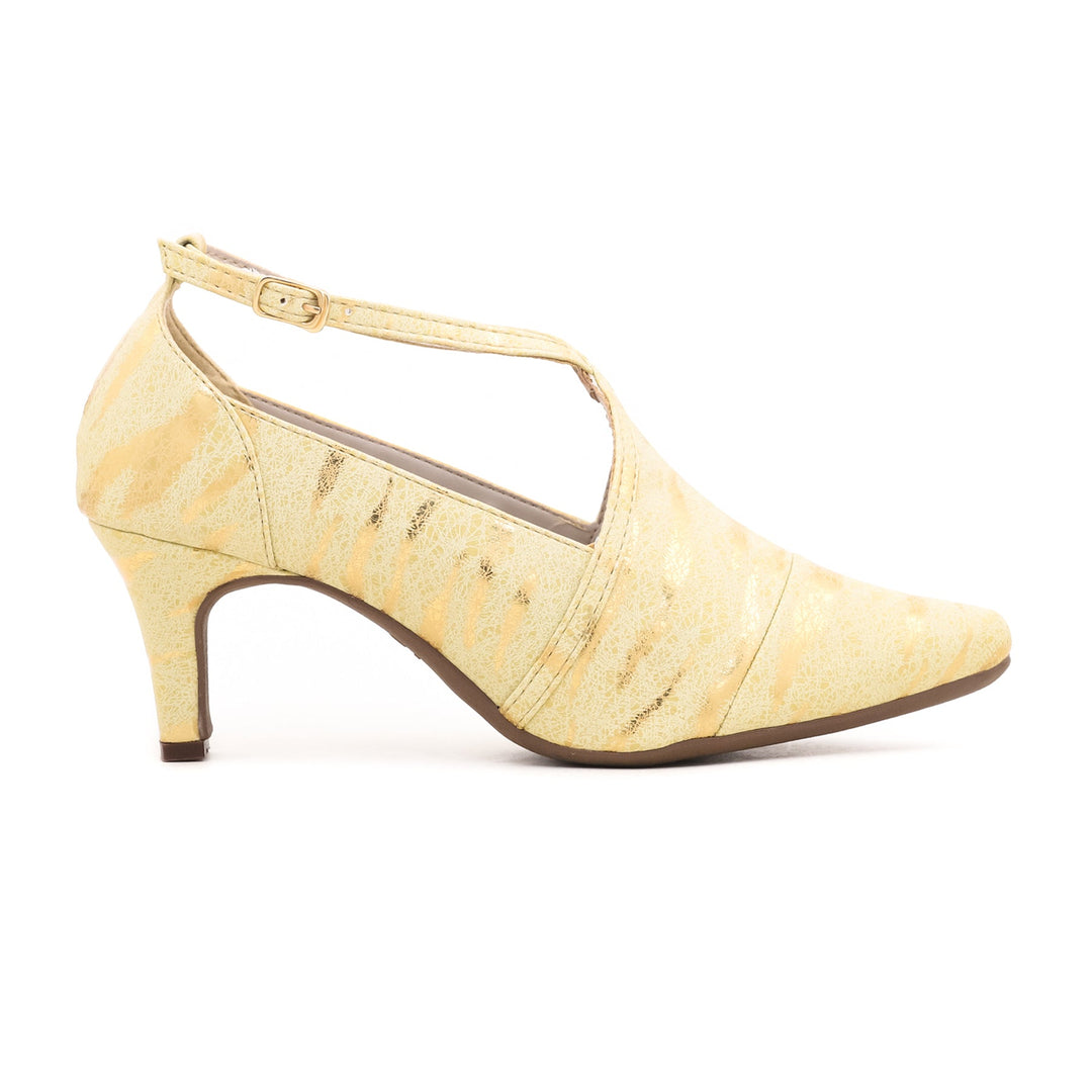 Golden Winter Court Shoes WN7242