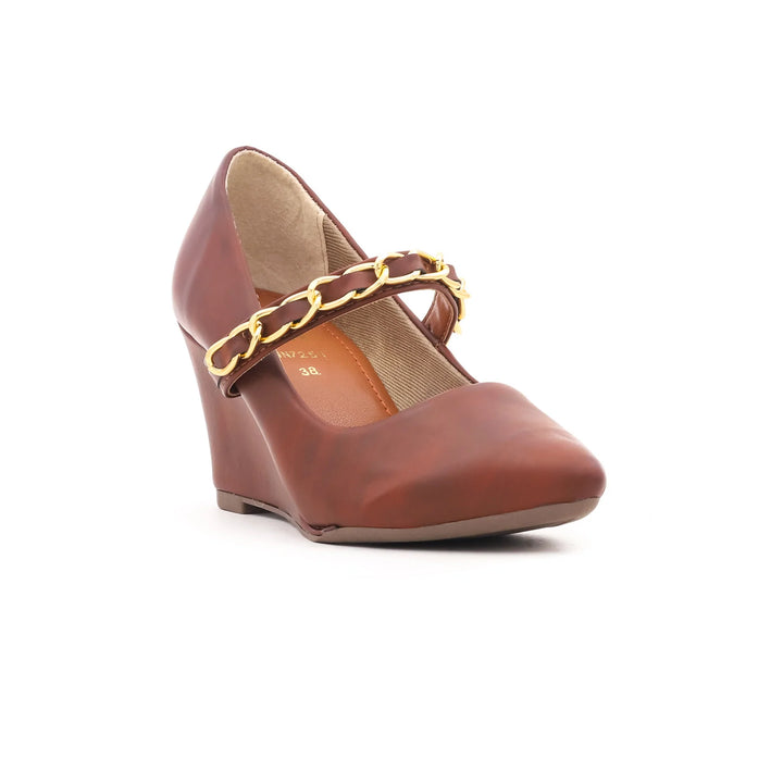 Brown Winter Court Shoes WN7251